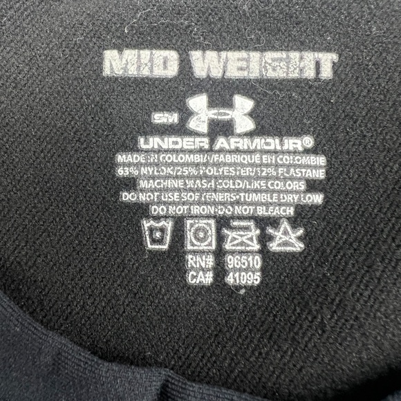 Under Armour Mid Weight Black Top - Picture 3 of 6